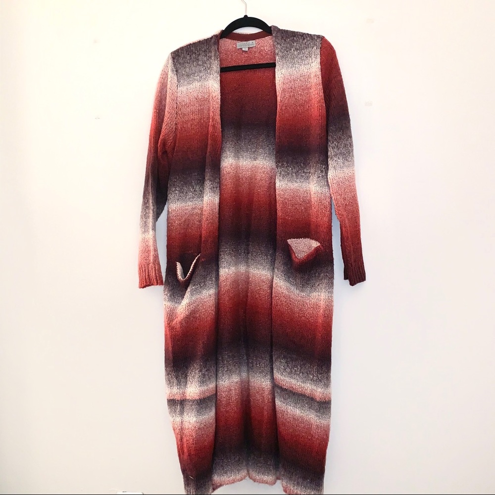 Joseph A. qu'est-ce que c'est silk? Red Cardigan